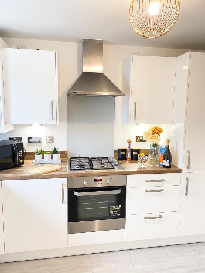 Tudors Esuites 3 Bed House Garden & Netflix 버밍엄 외부 사진